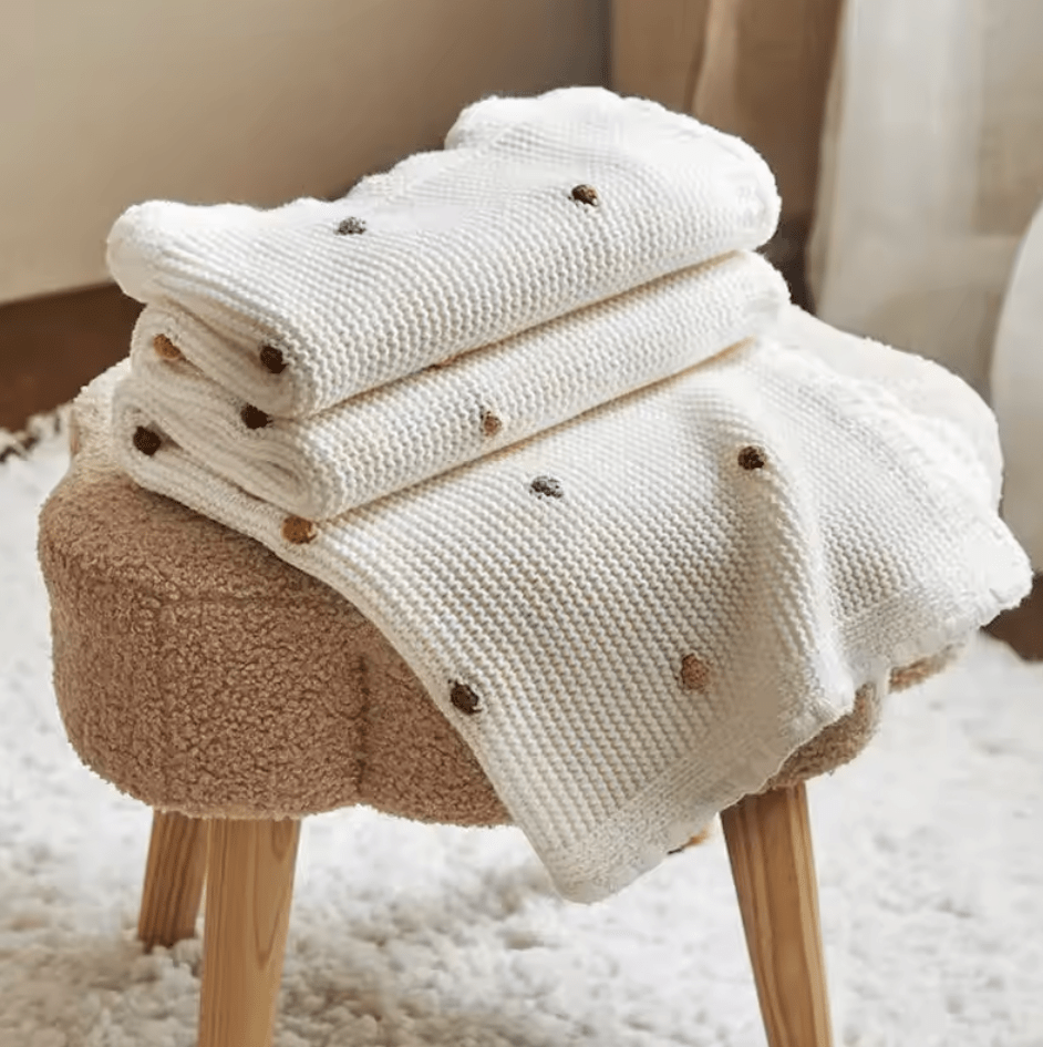 Polkadot Knitted Baby Blanket - Wee Little Ones