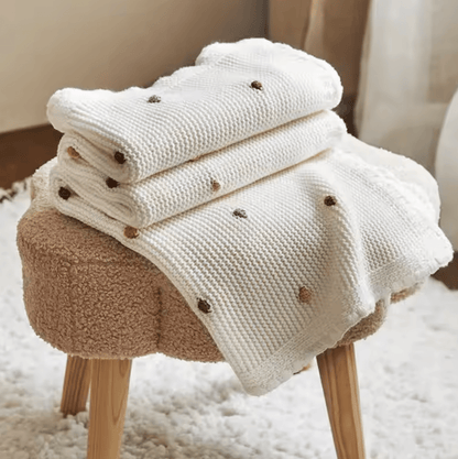 Polkadot Knitted Baby Blanket - Wee Little Ones